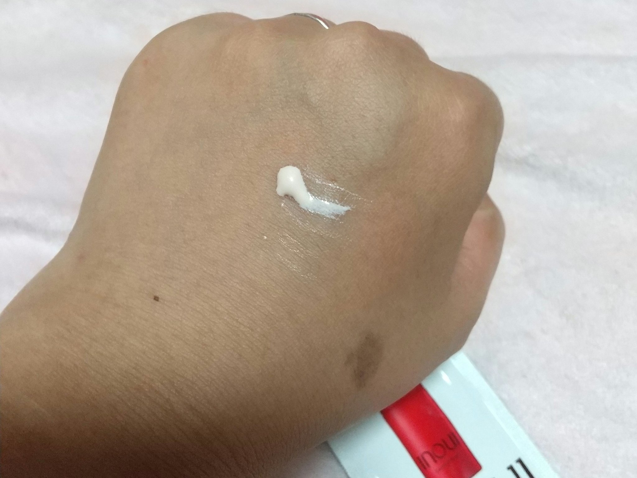 インウイ ルーセントプライマー/INOUI/化粧下地を使ったクチコミ（3枚目）