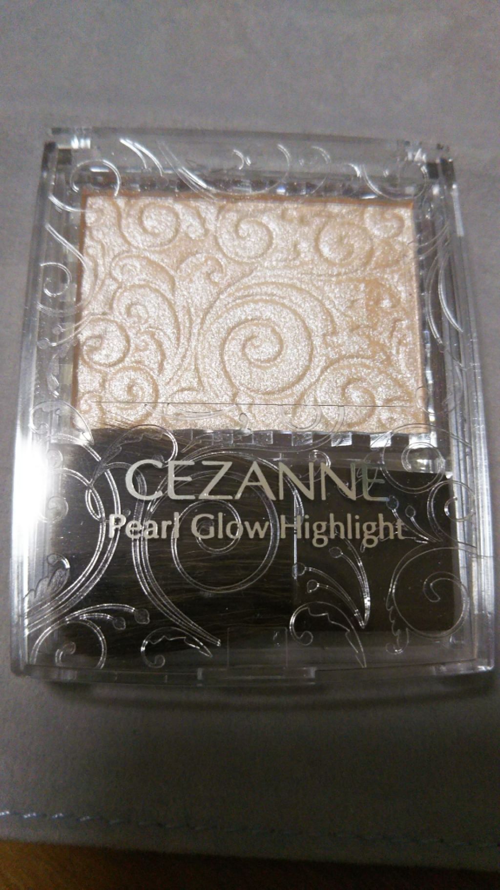 パールグロウハイライト/CEZANNE/パウダーハイライトを使ったクチコミ(1枚目)
