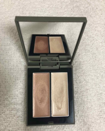 THREE シマリング グロー デュオ/THREE/クリームハイライトを使ったクチコミ(2枚目)