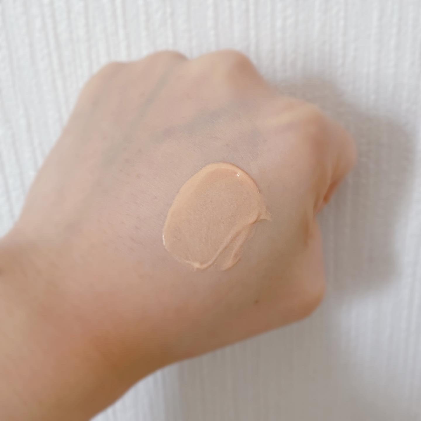 コラーゲンモイスチャースキンベース/illuN/化粧下地を使ったクチコミ（3枚目）