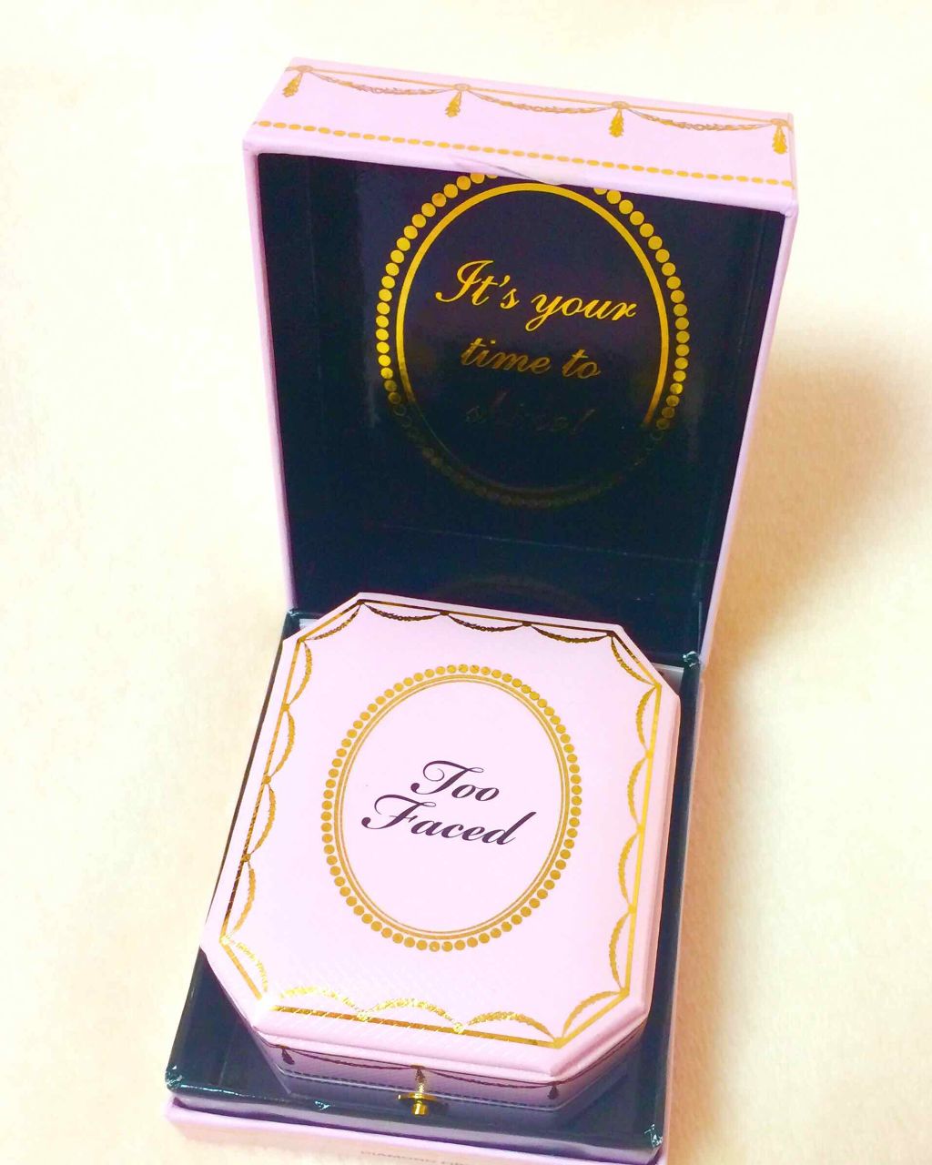 ダイヤモンドライト ハイライター ブラシ/Too Faced/メイクブラシを使ったクチコミ（3枚目）