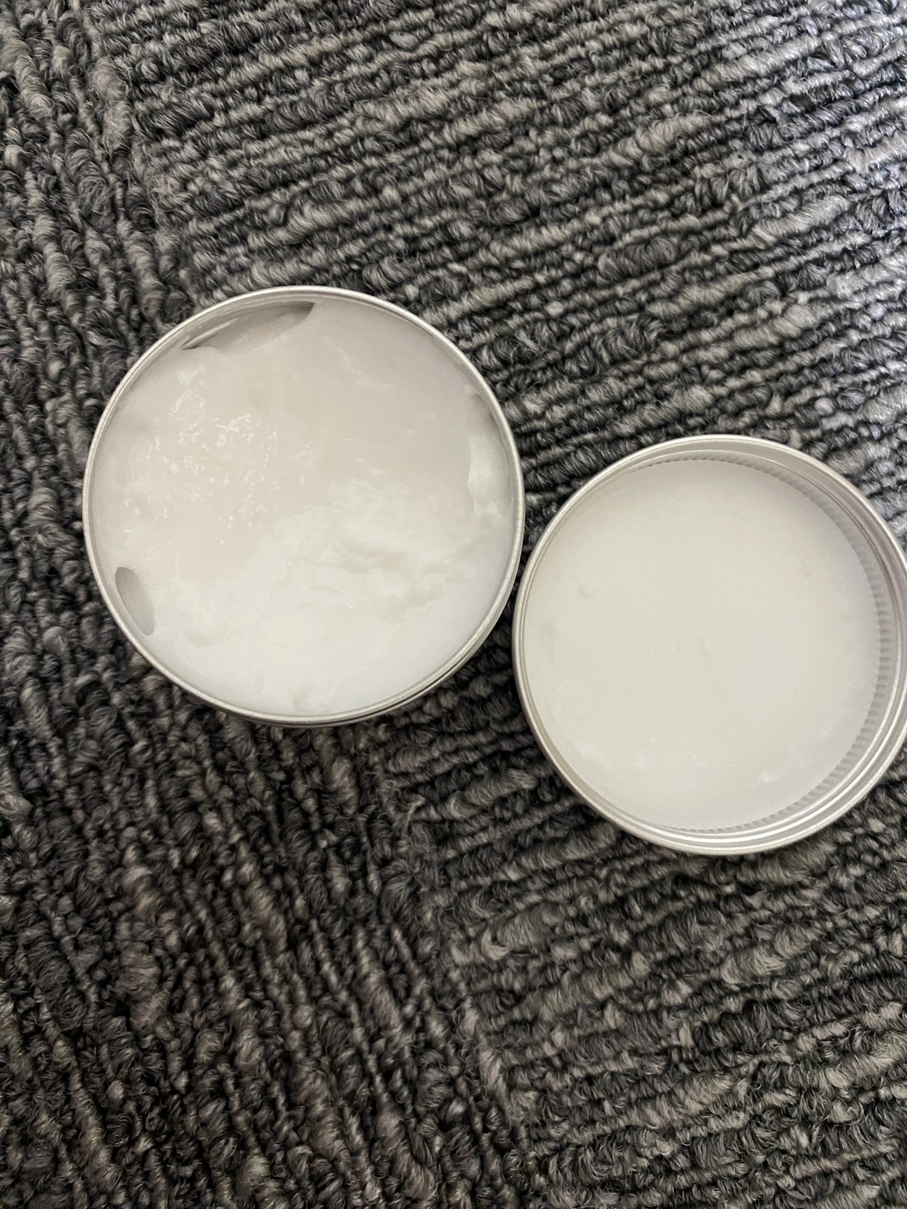 アロマティック ハンドクリーム #04 Savon/AUX PARADIS/ハンドクリームを使ったクチコミ（2枚目）