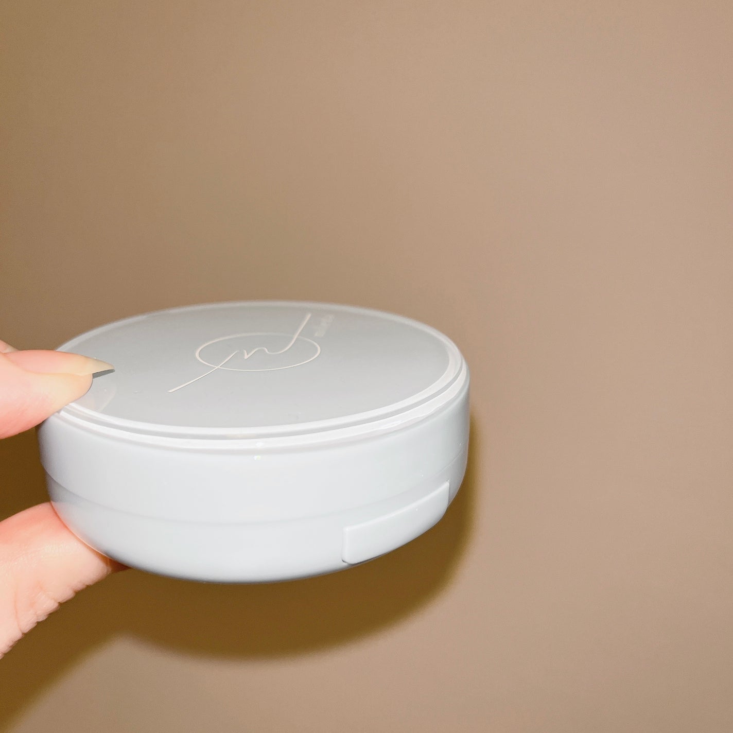 スムースフィットファンデーション/mileda/パウダーファンデーションを使ったクチコミ(4枚目)