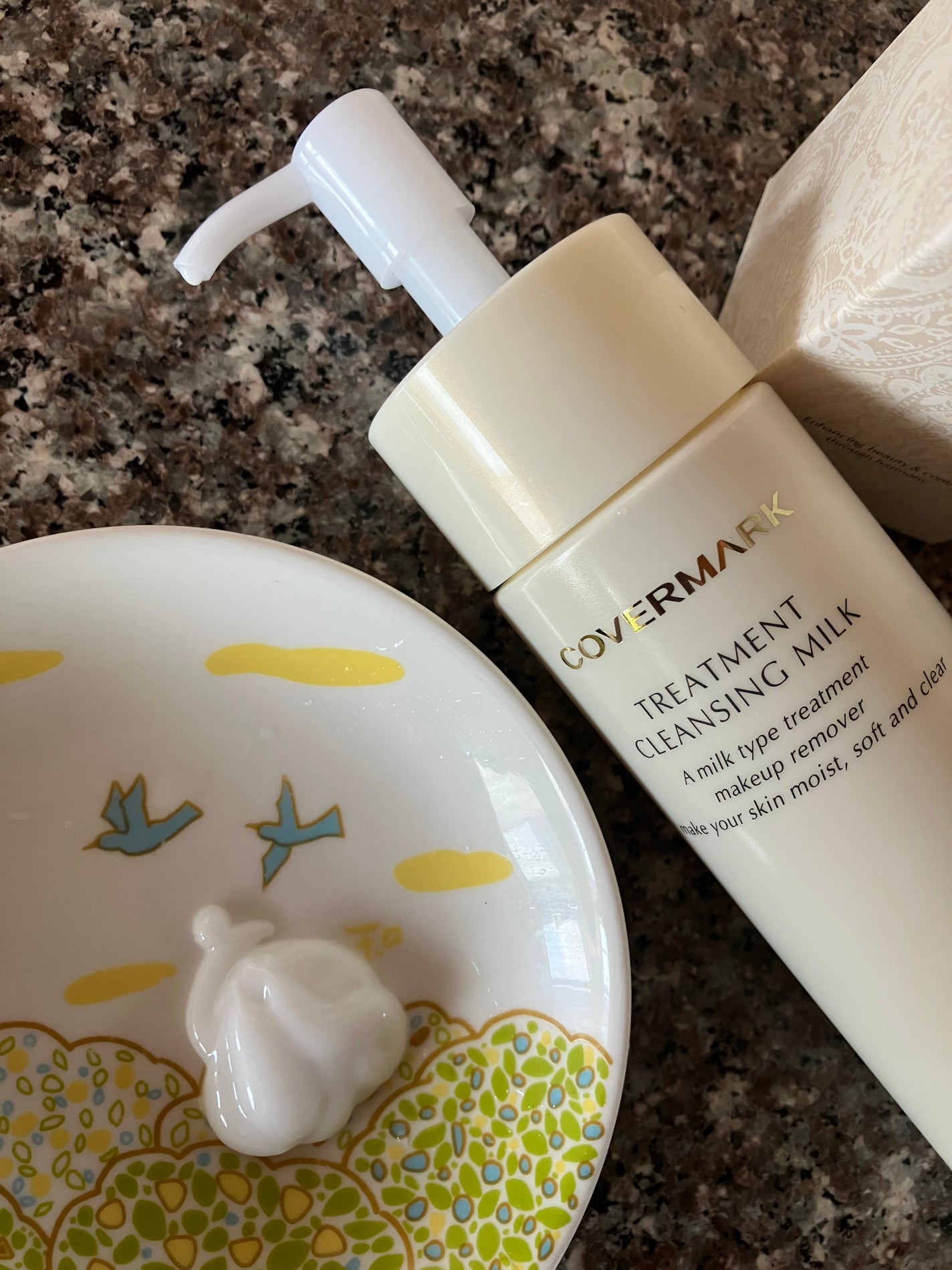 トリートメント クレンジング ミルク/COVERMARK/ミルククレンジングを使ったクチコミ(1枚目)