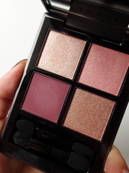 THREE スターゲージング アイシャドウクアッド/THREE/アイシャドウパレットを使ったクチコミ(2枚目)