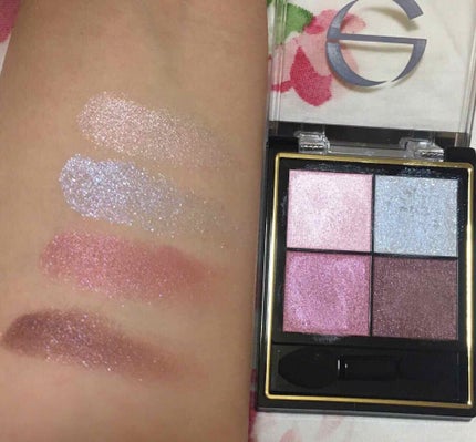 リアルクローズシャドウ/excel/アイシャドウパレットを使ったクチコミ(3枚目)