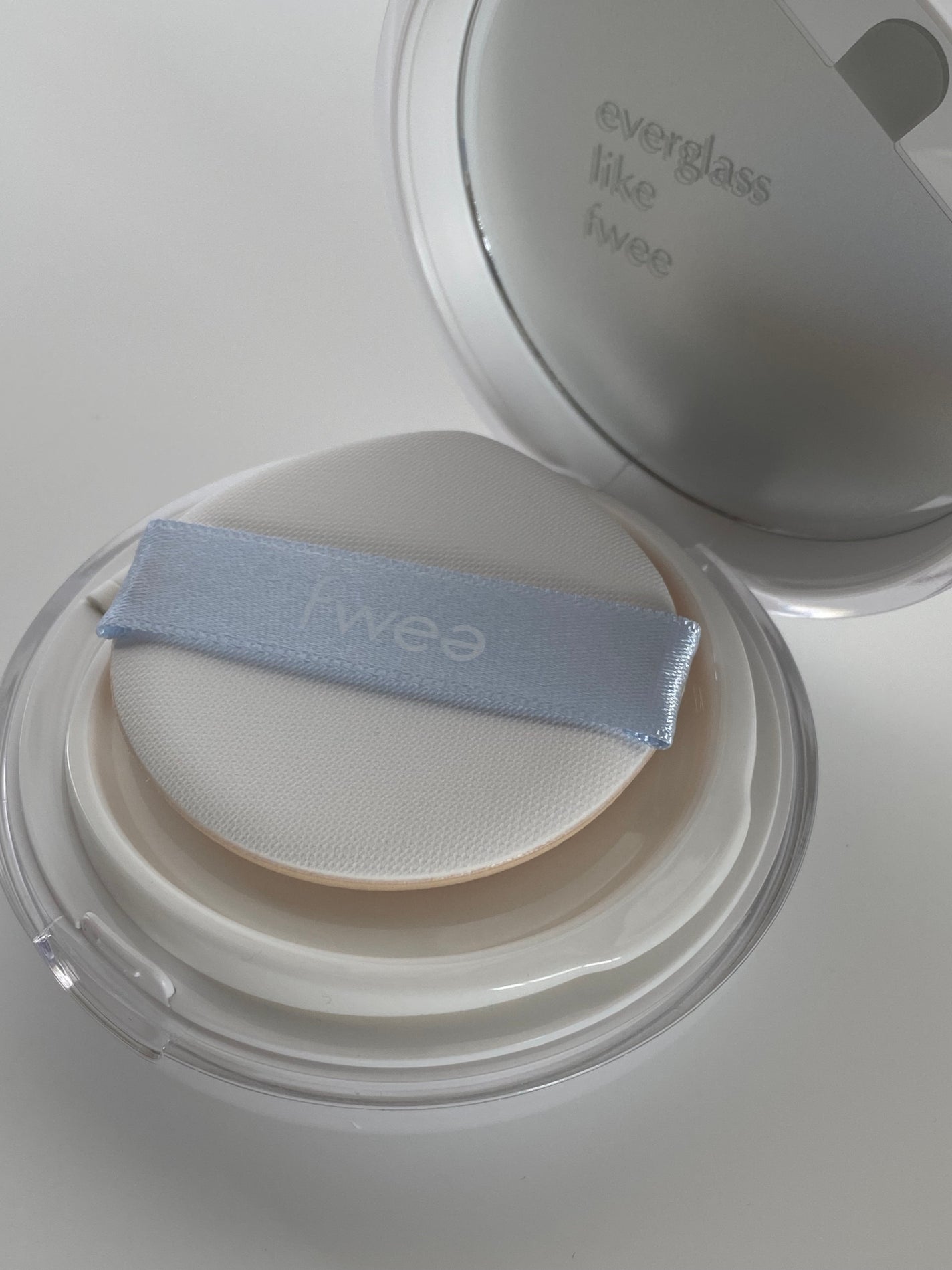 フィークッションガラス/fwee/クッションファンデーションを使ったクチコミ(2枚目)