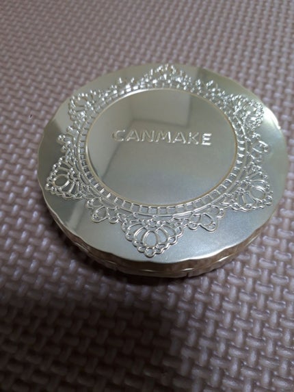 【旧品】マシュマロフィニッシュパウダー/キャンメイク/プレストパウダーを使ったクチコミ(2枚目)