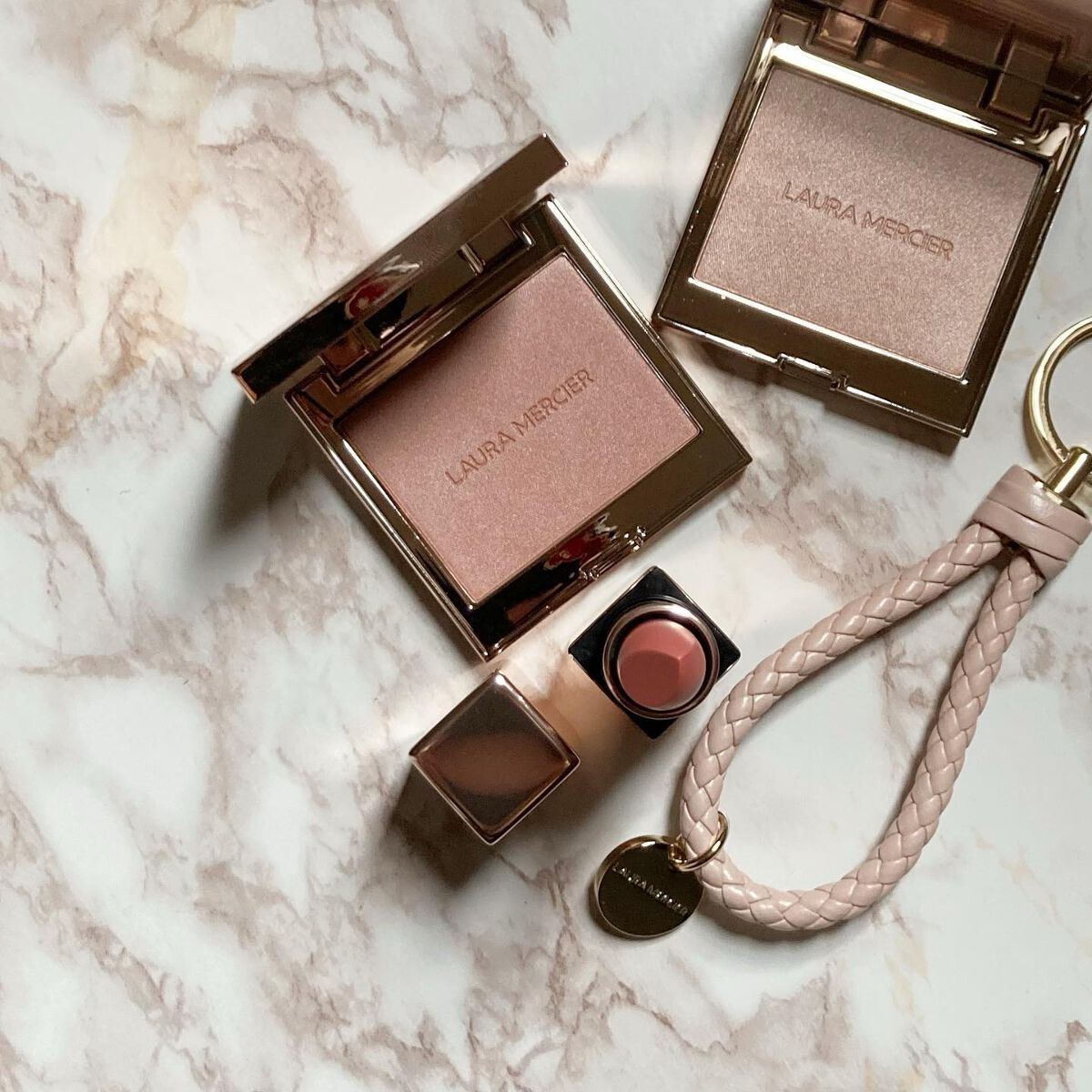 ブラッシュ カラー インフュージョン/ローラ メルシエ/パウダーチークを使ったクチコミ（1枚目）