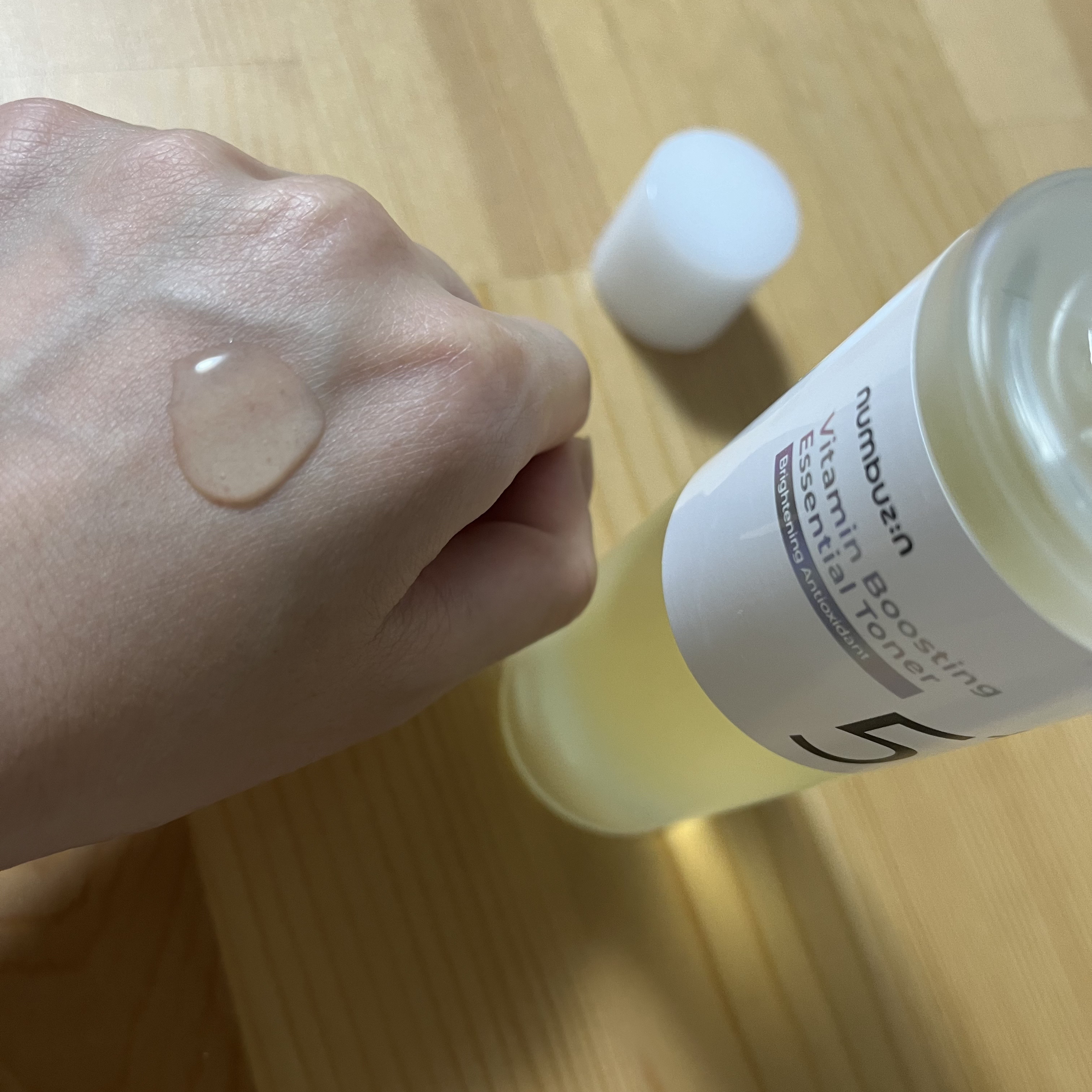 5番 白玉グルタチオンCエッセンシャルトナー/numbuzin/化粧水を使ったクチコミ（2枚目）