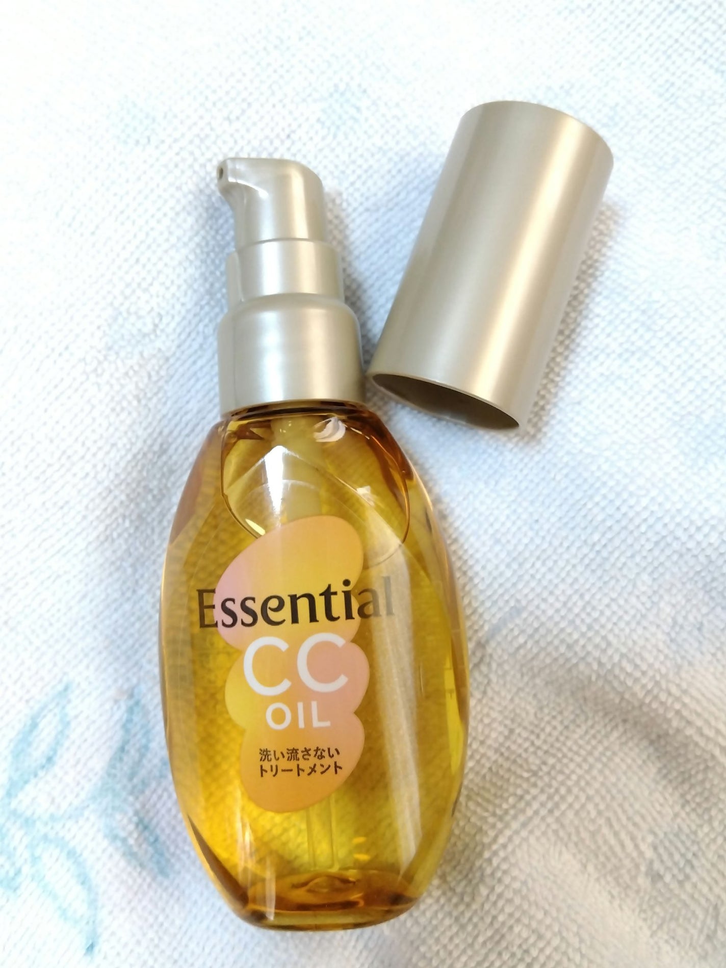 CCオイル/エッセンシャル/ヘアオイルを使ったクチコミ(2枚目)