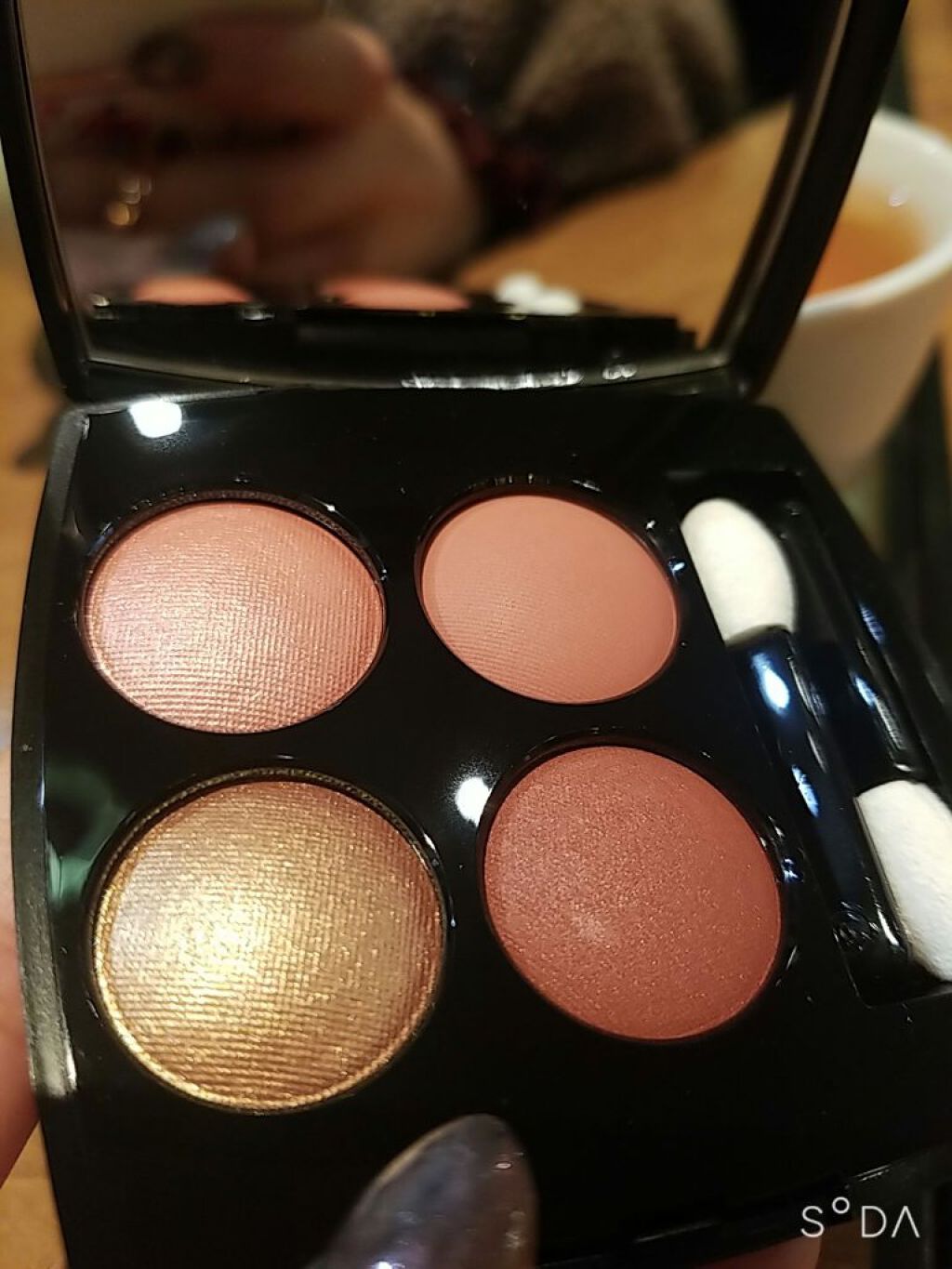 レ キャトル オンブル 368 ゴールデン メドウ/CHANEL/アイシャドウパレットを使ったクチコミ（2枚目）