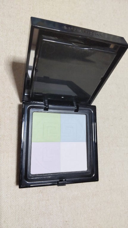 プリズム・リーブル・プレストパウダー /GIVENCHY/プレストパウダーを使ったクチコミ(2枚目)