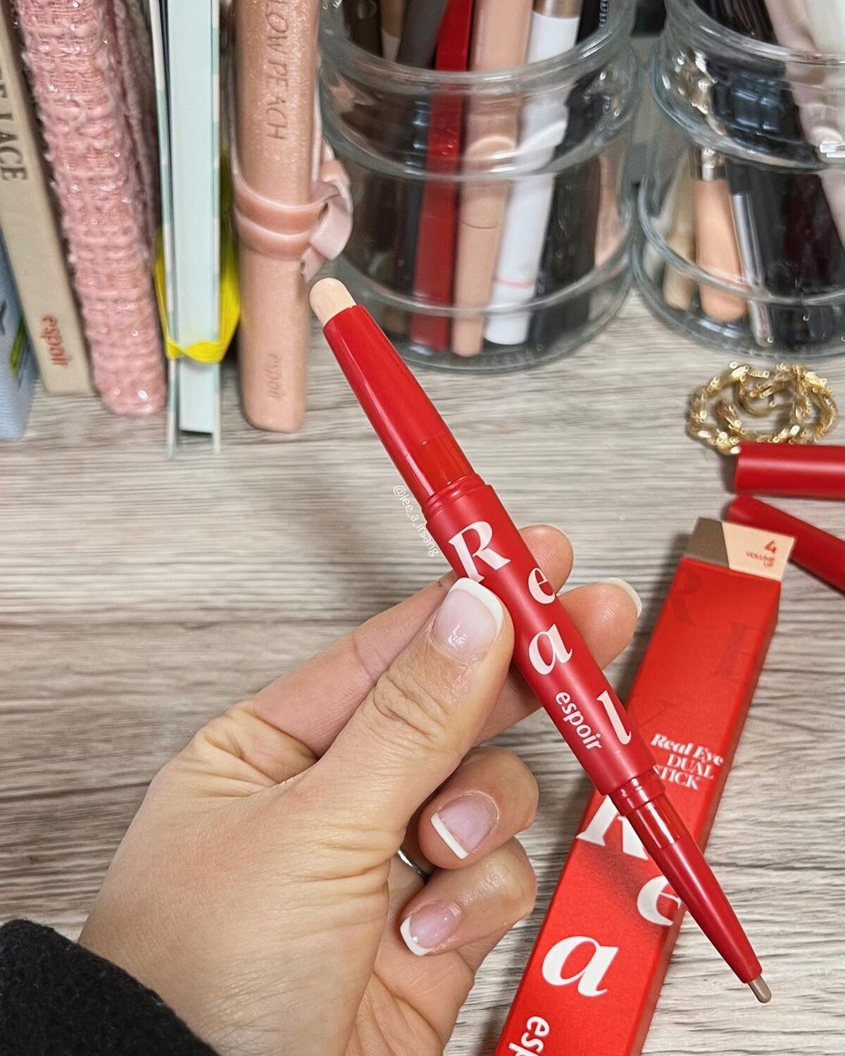 リアルアイ涙袋スティック/espoir/単色アイシャドウを使ったクチコミ（3枚目）