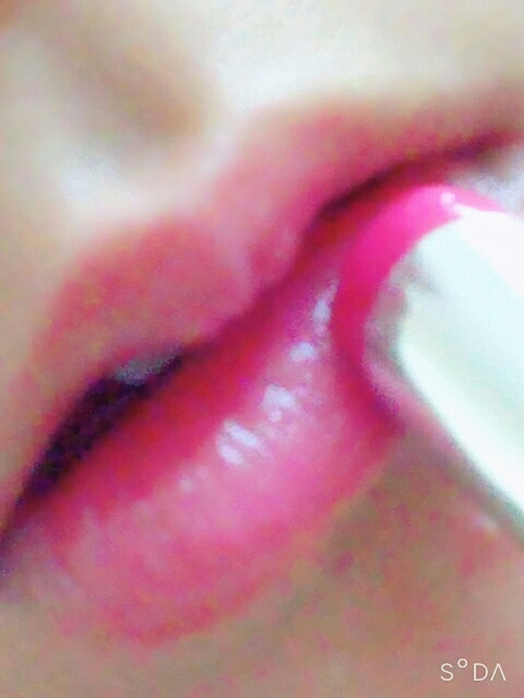 ラスティンググロスリップ/CEZANNE/口紅を使ったクチコミ(3枚目)