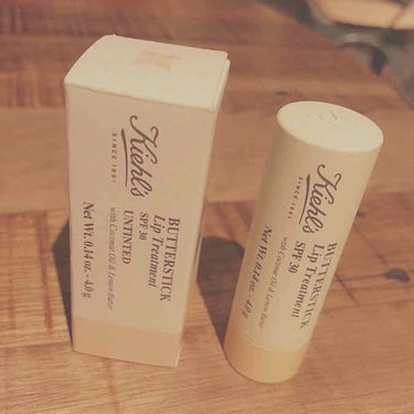 Kiehl's  BUTTERSTICK Lip Treatment  オリジナル(無色)SPF30  (リップクリーム) 4g


⭐購入場所/価格

 Kiehl's/2420円税込

⭐特徴
〇パ
