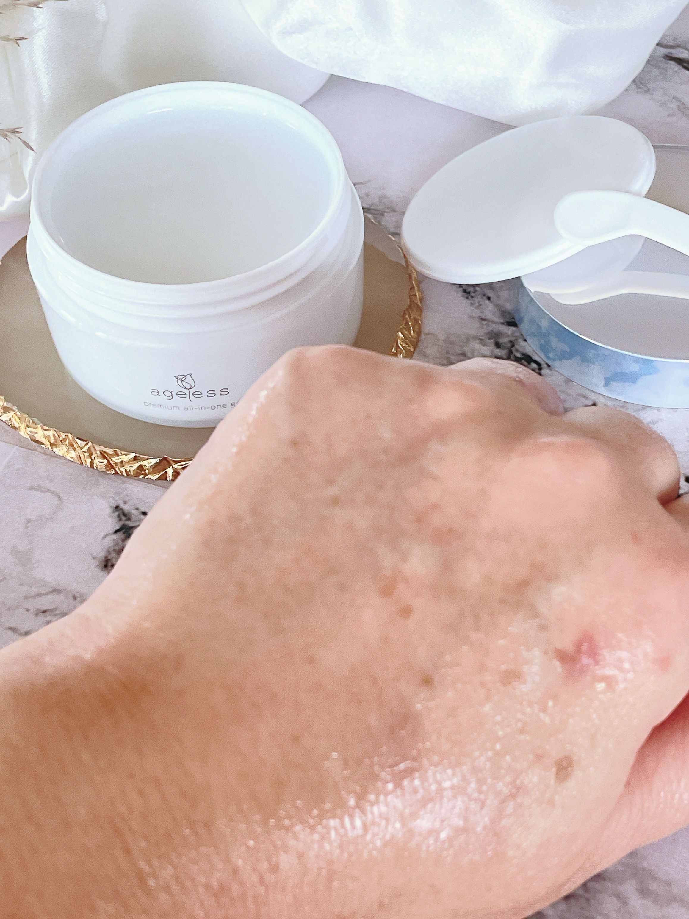 Liko オールインワンジェル/ageless/オールインワン化粧品を使ったクチコミ（3枚目）