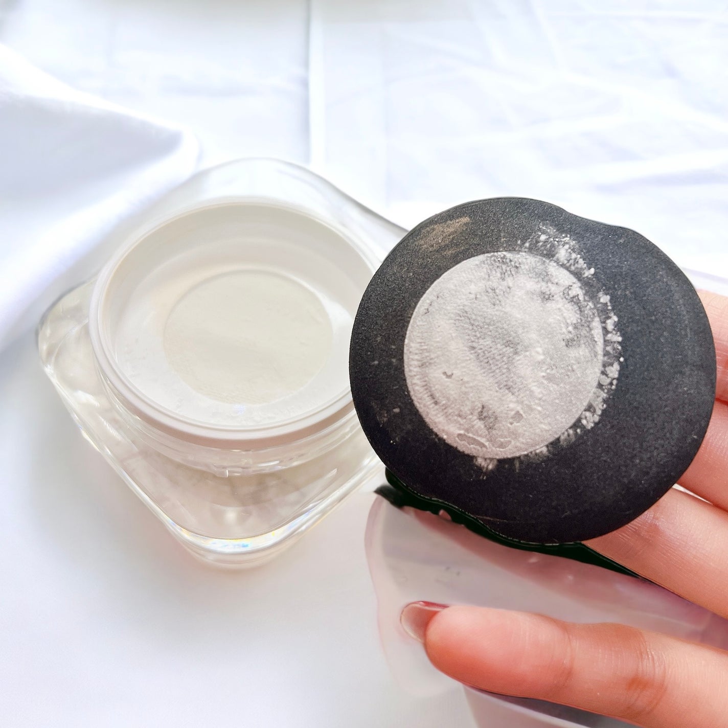 ライトウェイト ルースパウダー/LionWell(ライオンウェル)/ルースパウダーを使ったクチコミ(3枚目)