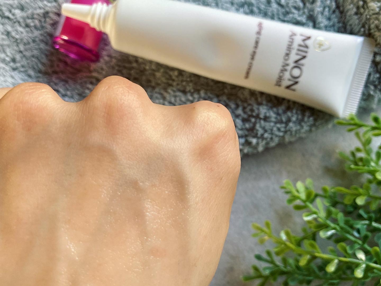 ミノン アミノモイスト エイジングケア アイクリーム/ミノン/アイケア・アイクリームを使ったクチコミ（3枚目）