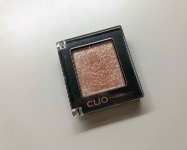 CLIO プロシングルシャドウG10

説明不要なくらい有名なこのシャドウ。
Qoo10のセールで100円で買えましたラッキー
ほんっとにラメがざっくざくで意味分かんないくらいかわいいです。ええ。
下地