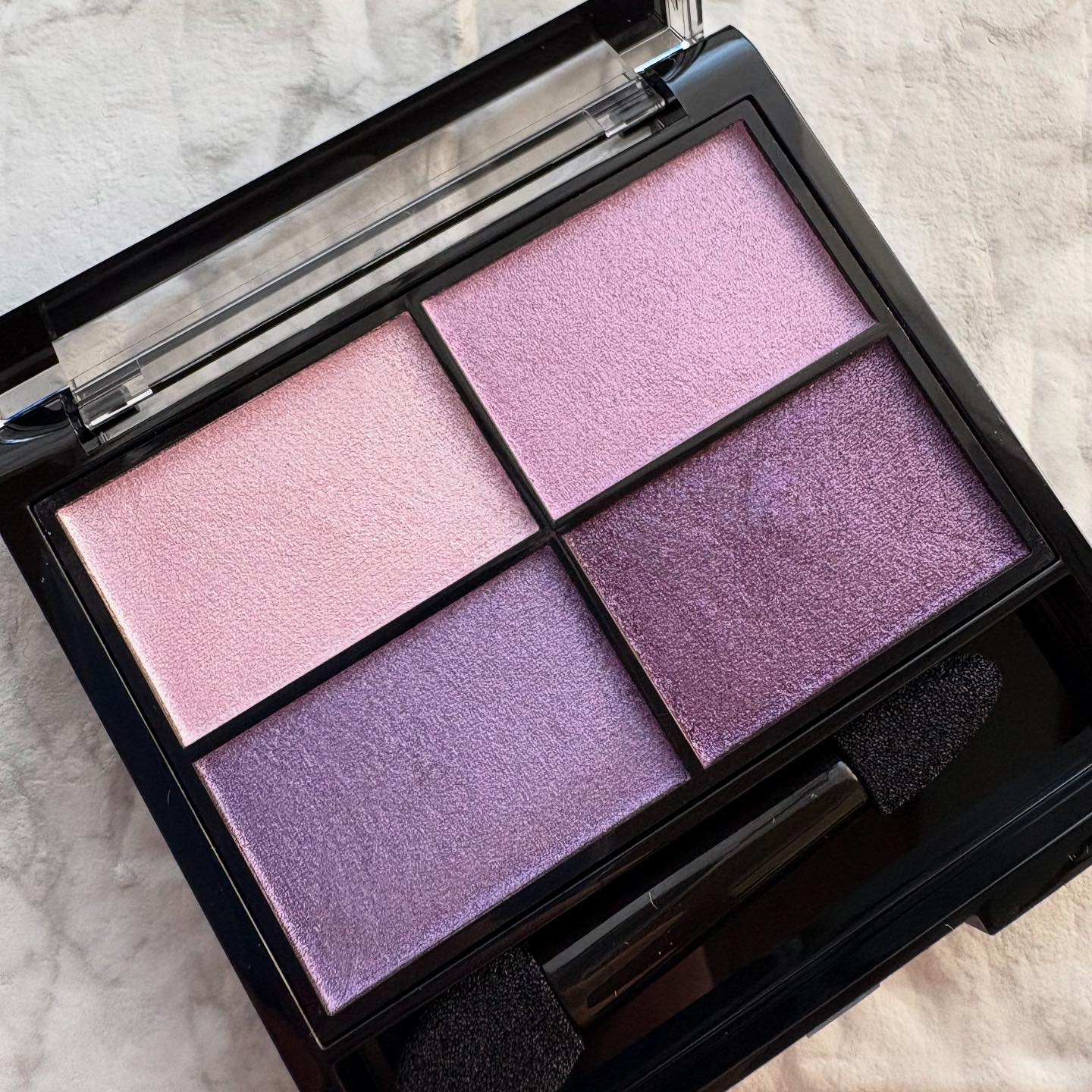 レブロン カラーステイ デイ トゥ ナイト アイシャドウ クアッド/REVLON/アイシャドウパレットを使ったクチコミ（2枚目）