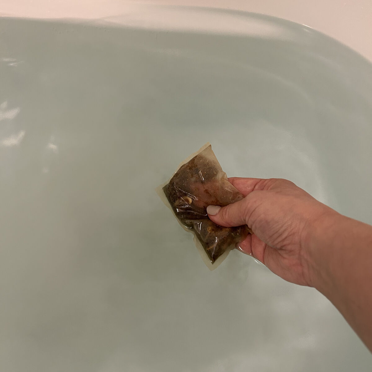 シーランマグマ風呂 和漢/シーランマグマ/無機塩系入浴剤を使ったクチコミ（2枚目）