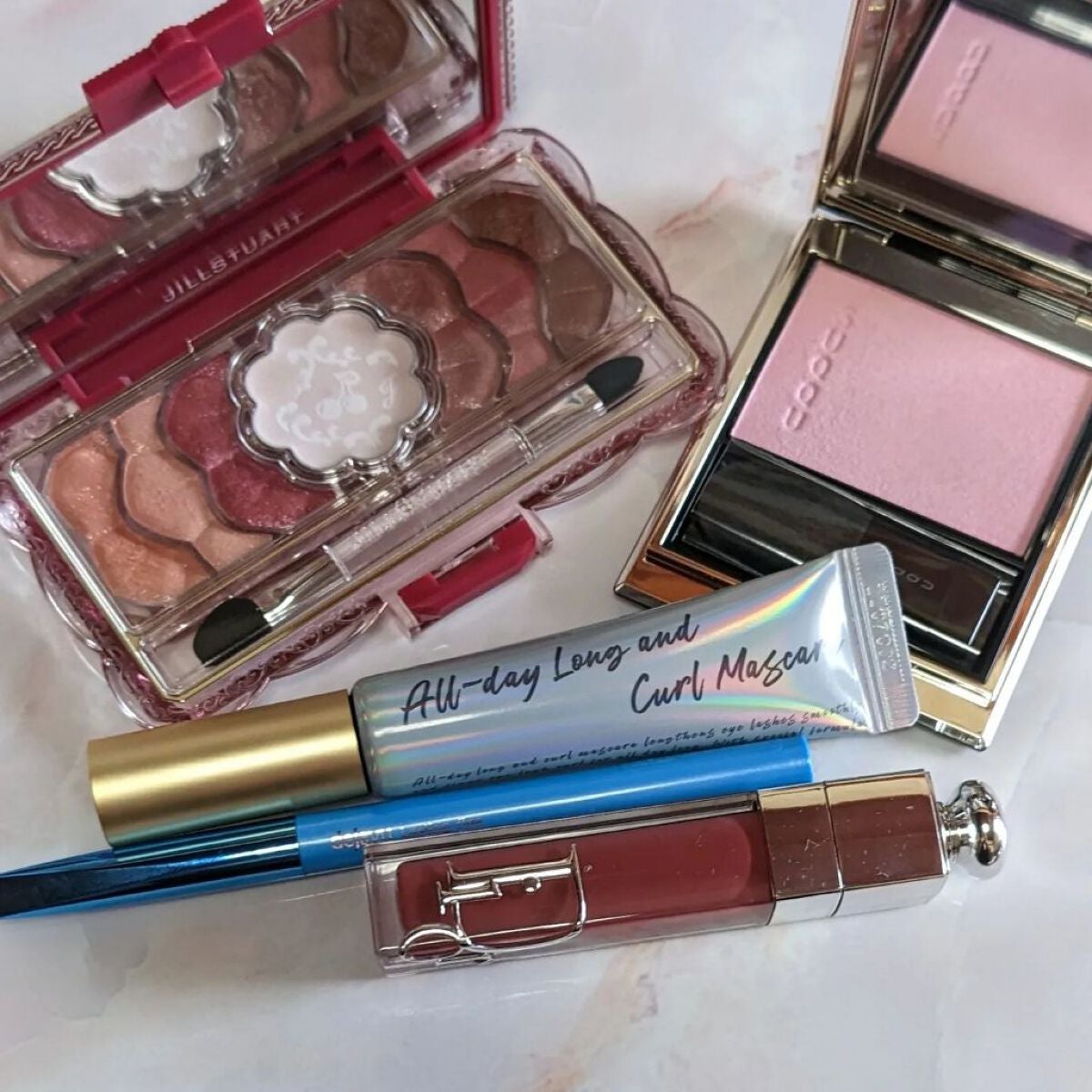 「密着アイライナー」クリームペンシル/デジャヴュ/ペンシルアイライナーを使ったクチコミ(1枚目)