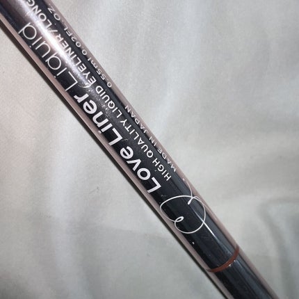 ラブ・ライナー リキッドアイライナーR3/ラブ・ライナー/リキッドアイライナーを使ったクチコミ(1枚目)