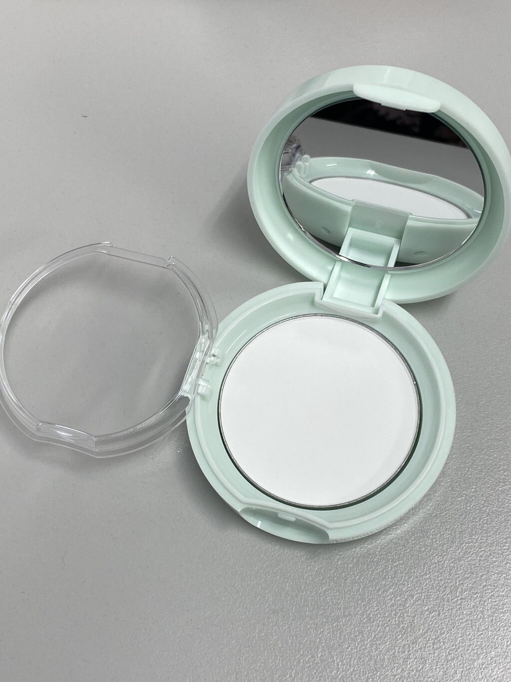 オイルキャプチャーパクト/PERIPERA/プレストパウダーを使ったクチコミ（2枚目）