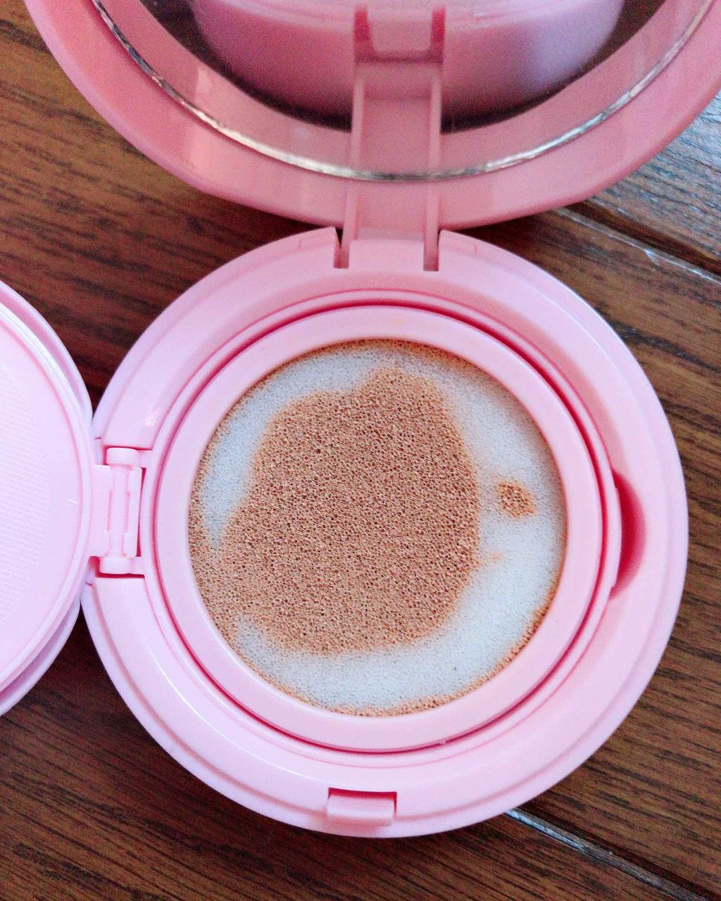 CCクッションカバーホリックモイスト/MACQUEEN NEWYORK/クッションファンデーションを使ったクチコミ（2枚目）