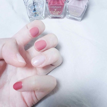 ロフトにいったついでにネイルも新調💅

【キャンメイクカラフルネイルズ】
N06  ラズベリーミルク
N33  ジュエリーシュガー
トップコート(持ってた)
マットトップコート

マットトップコート有能