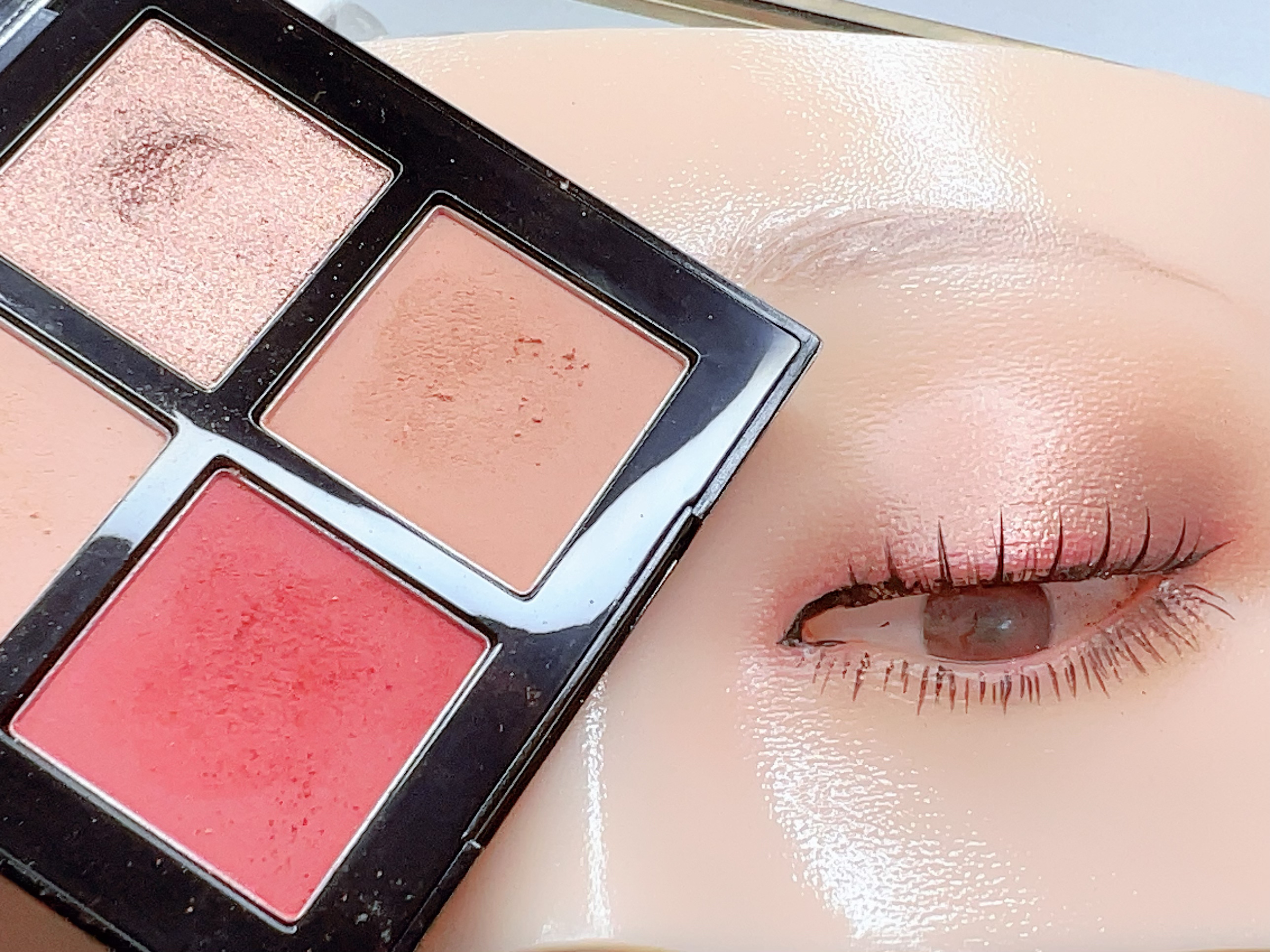 クロマティックス クワッド アイスカルプト オータム ダスク/shu uemura/アイシャドウパレットを使ったクチコミ（3枚目）