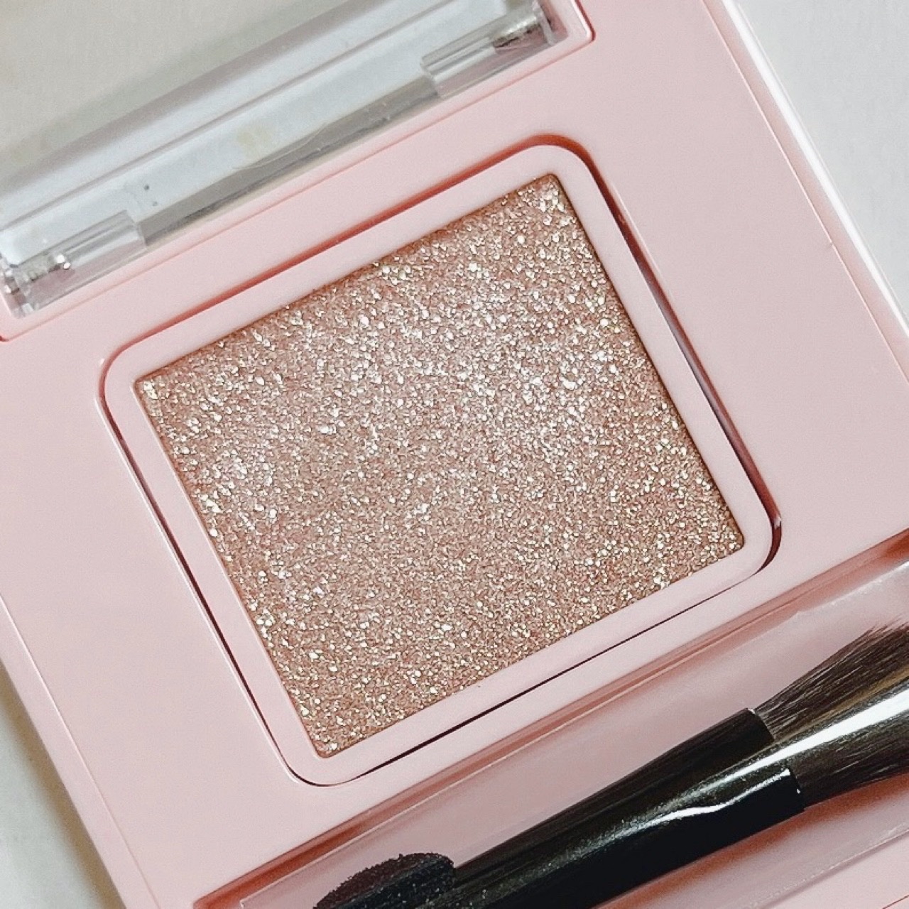 フーミー シングルラメシャドウ/WHOMEE/単色アイシャドウを使ったクチコミ（2枚目）