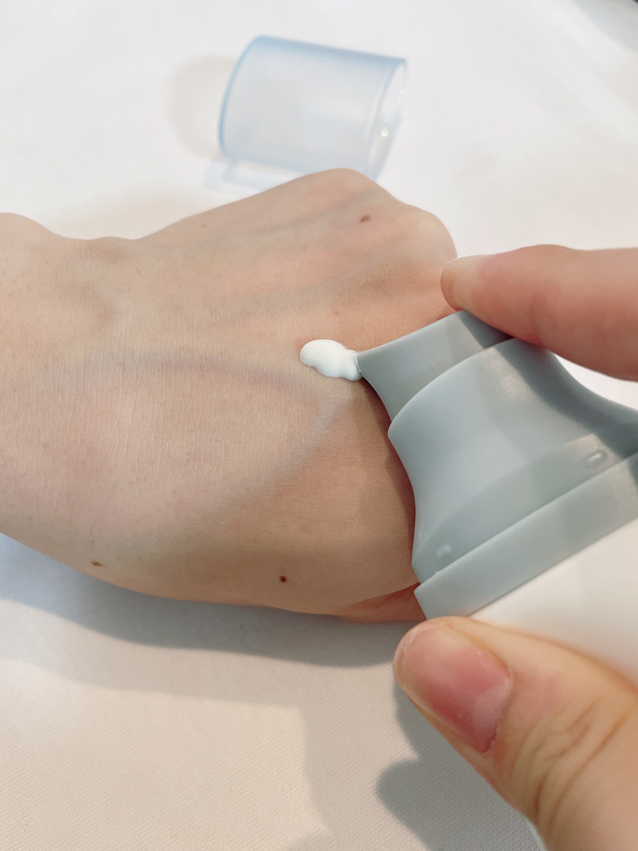 ヒアルーシカ ウォーターフィット サンセラム/SKIN1004/日焼け止めローションを使ったクチコミ（3枚目）