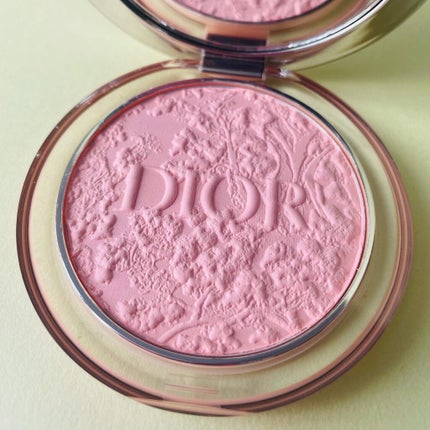 ディオールスキン ミネラル ヌード グロウ パウダー/Dior/プレストパウダーを使ったクチコミ(2枚目)