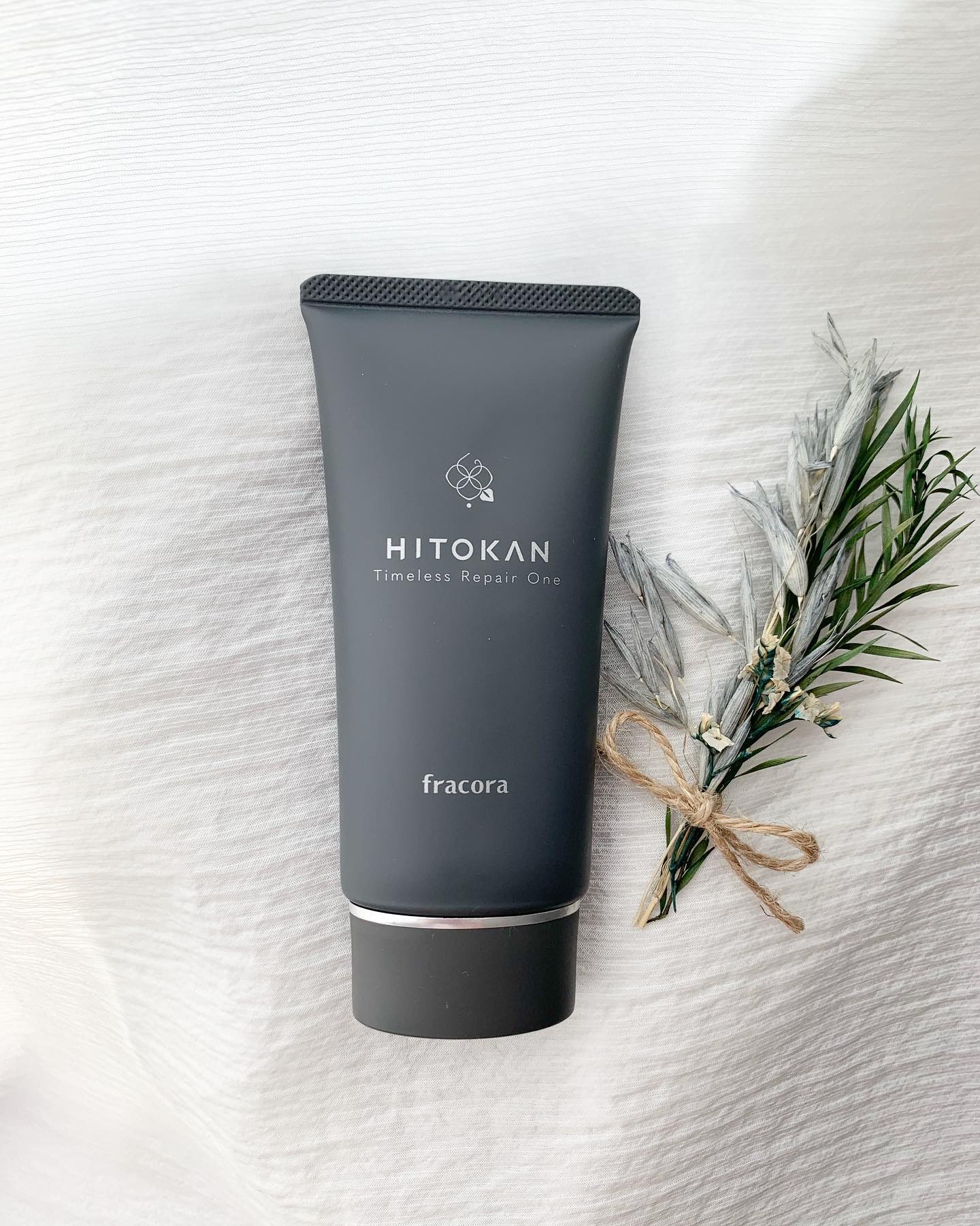 HITOKAN タイムレスリペアワンGR/fracora/オールインワン化粧品を使ったクチコミ（1枚目）