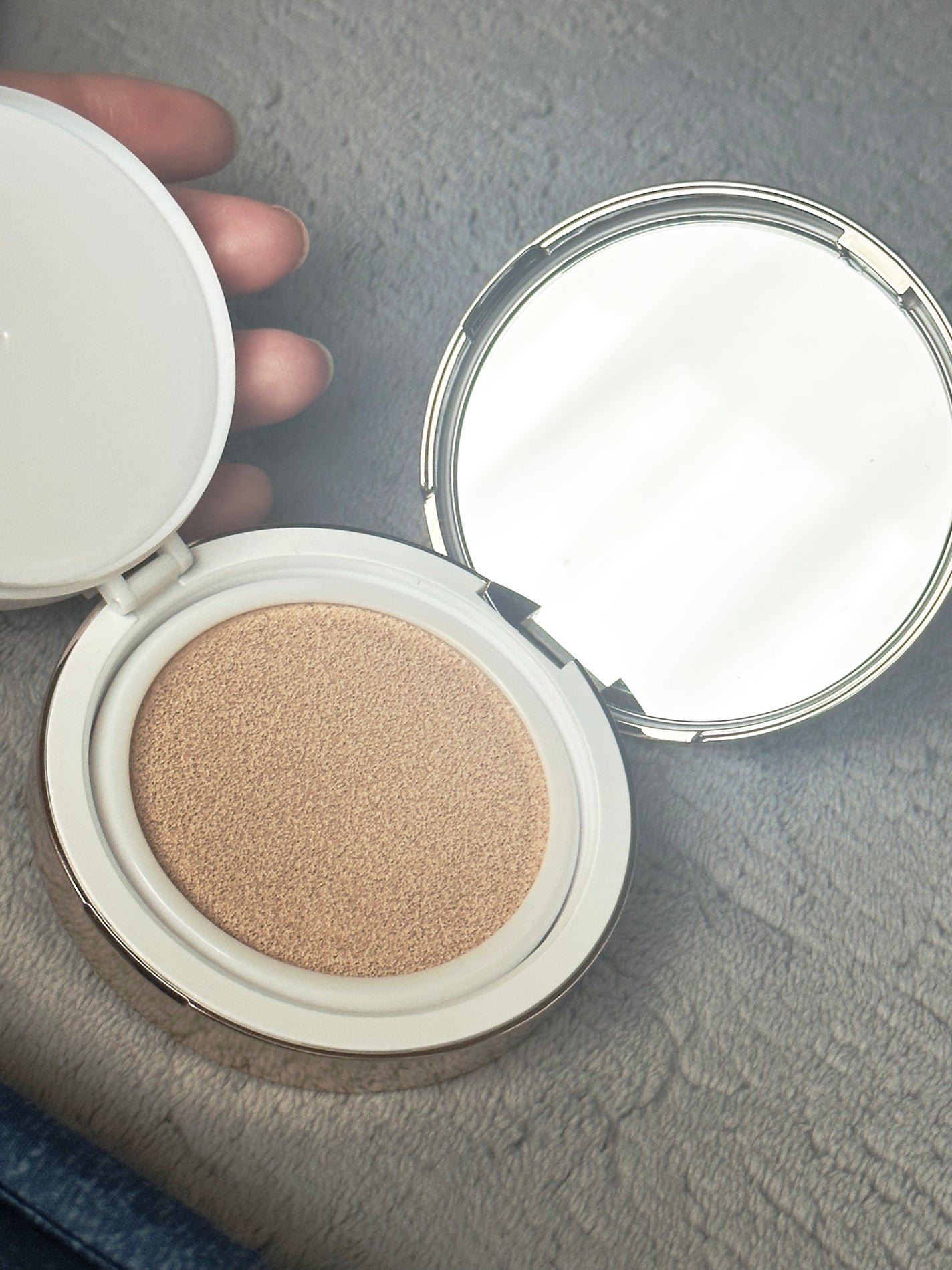 グロウ クッション〈カバータイプ〉/MISSHA/クッションファンデーションを使ったクチコミ(4枚目)