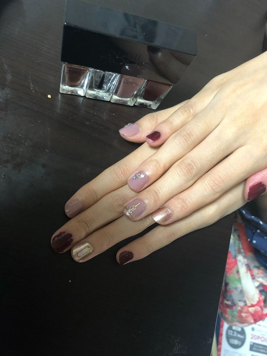 ネイルホリック リミテッドコレクション/ネイルホリック/マニキュアを使ったクチコミ（2枚目）