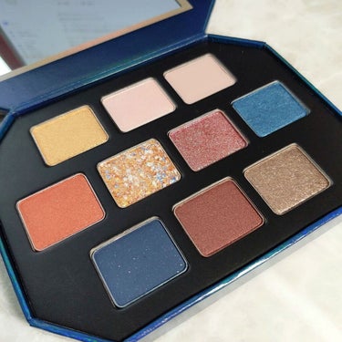 shu uemura ウォンテッド トレジャーボックス アイパレット グランドラインのクチコミ「【Shu Uemura | Wanted treasure box eye palette g.....」（2枚目）