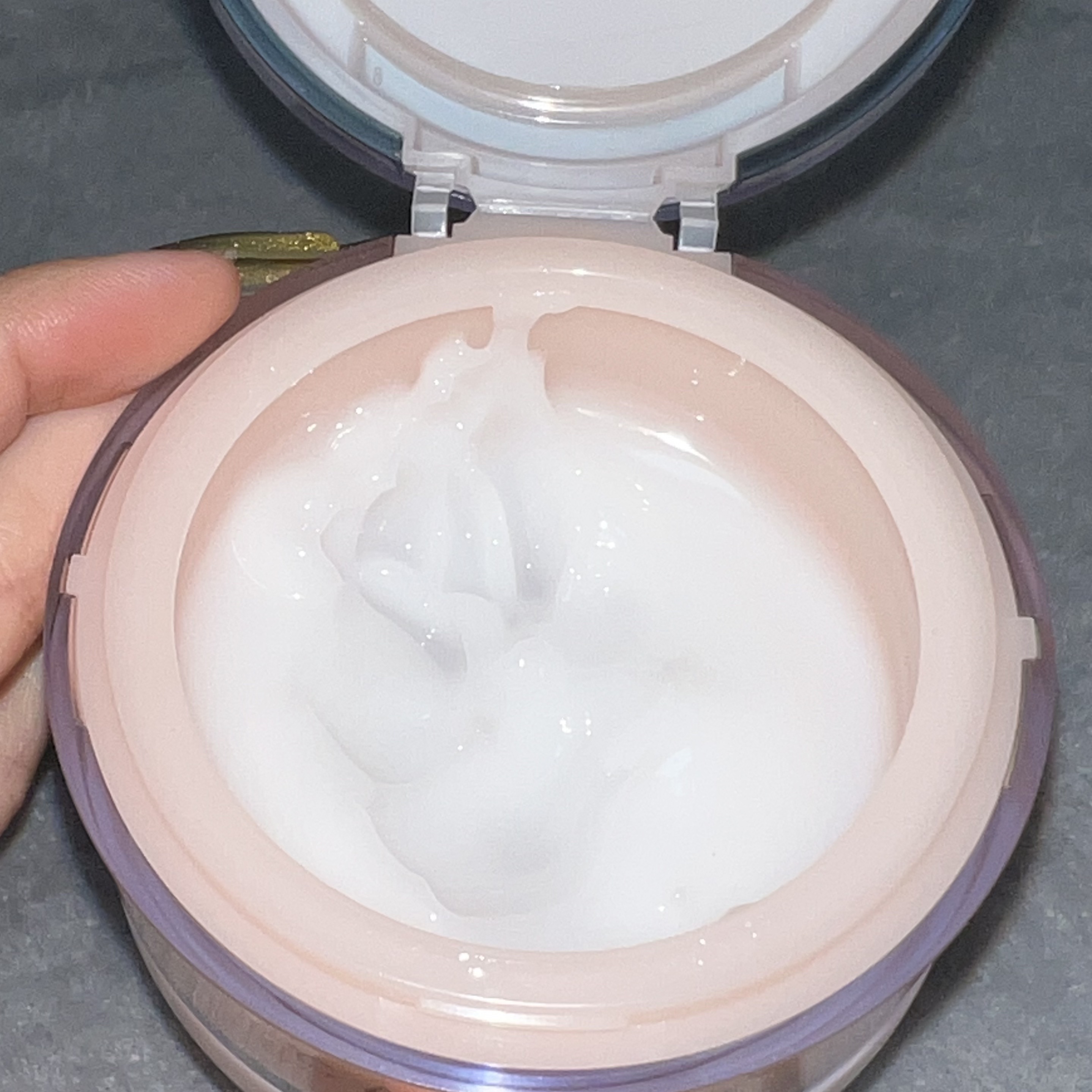 プレミアリフト オールインワン/CANADEL/オールインワン化粧品を使ったクチコミ（2枚目）