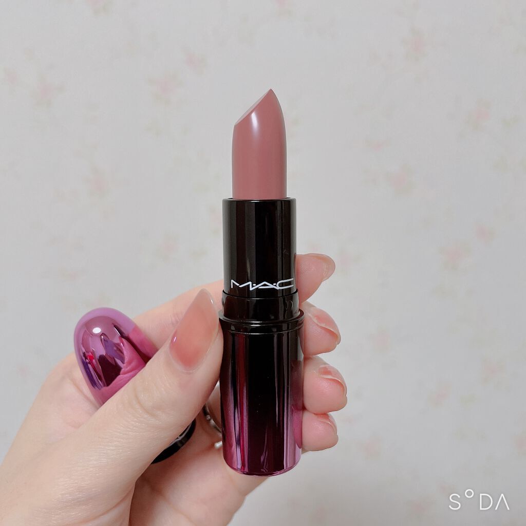 ラブ ミー リップスティック  レッセ フェール/M・A・C/口紅を使ったクチコミ（1枚目）