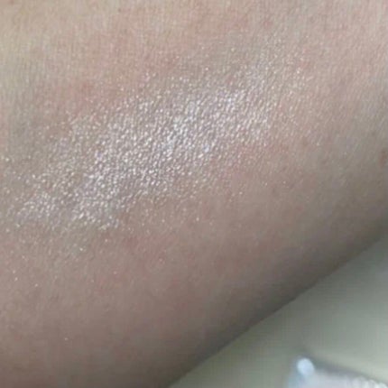 パールグロウハイライト/CEZANNE/パウダーハイライトを使ったクチコミ(2枚目)