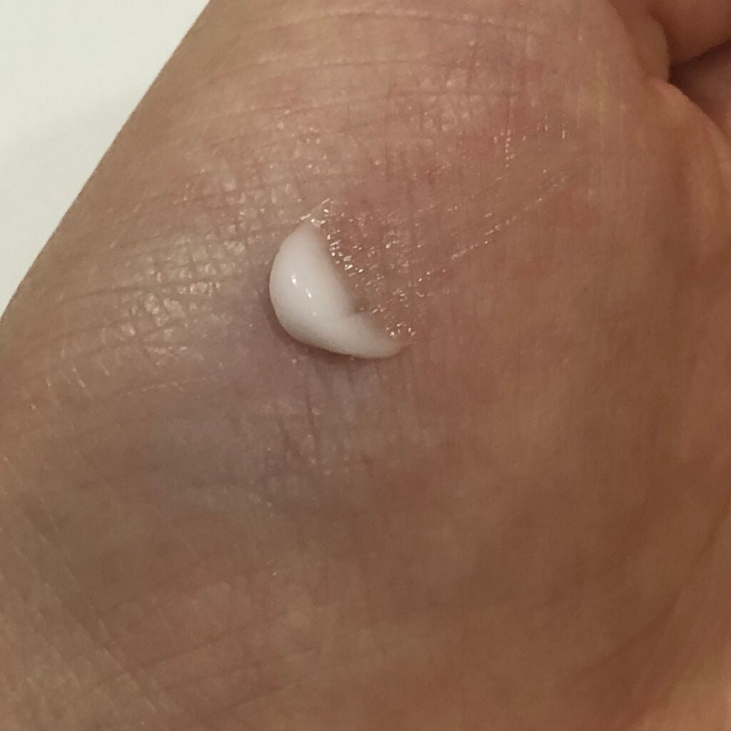 ジルスチュアート ハンドクリーム ホワイトフローラル/JILL STUART/ハンドクリームを使ったクチコミ(2枚目)