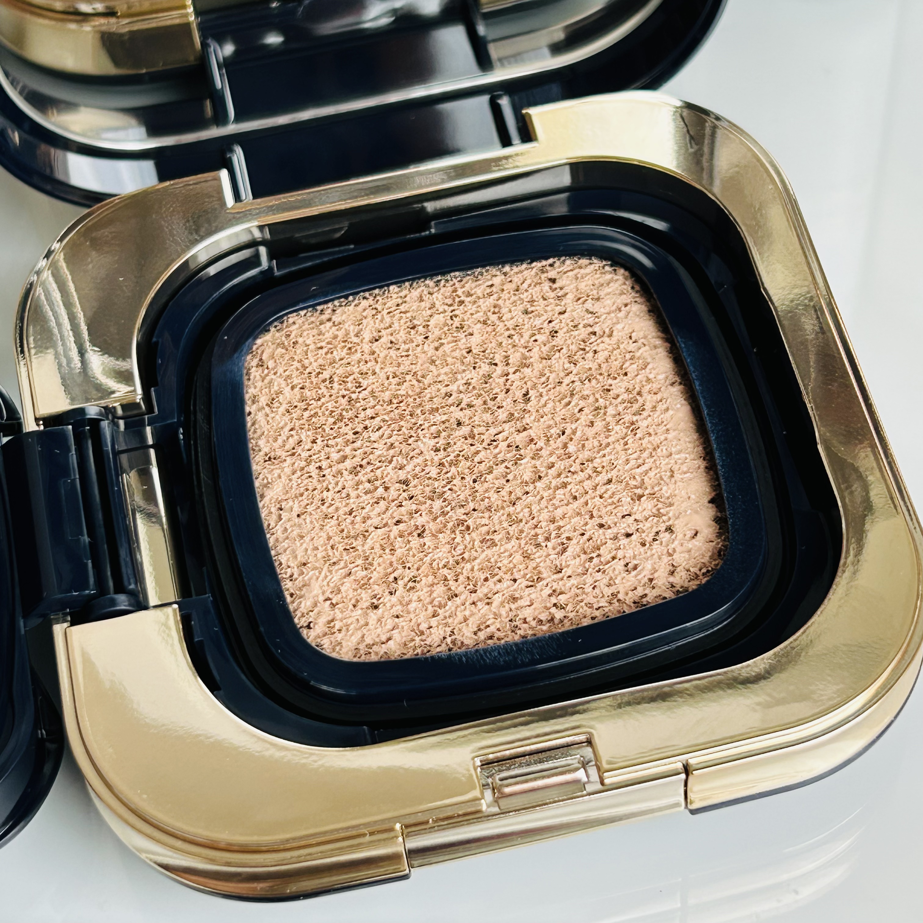 タンクッションエクラ ルミヌ/クレ・ド・ポー ボーテ/クッションファンデーションを使ったクチコミ（2枚目）