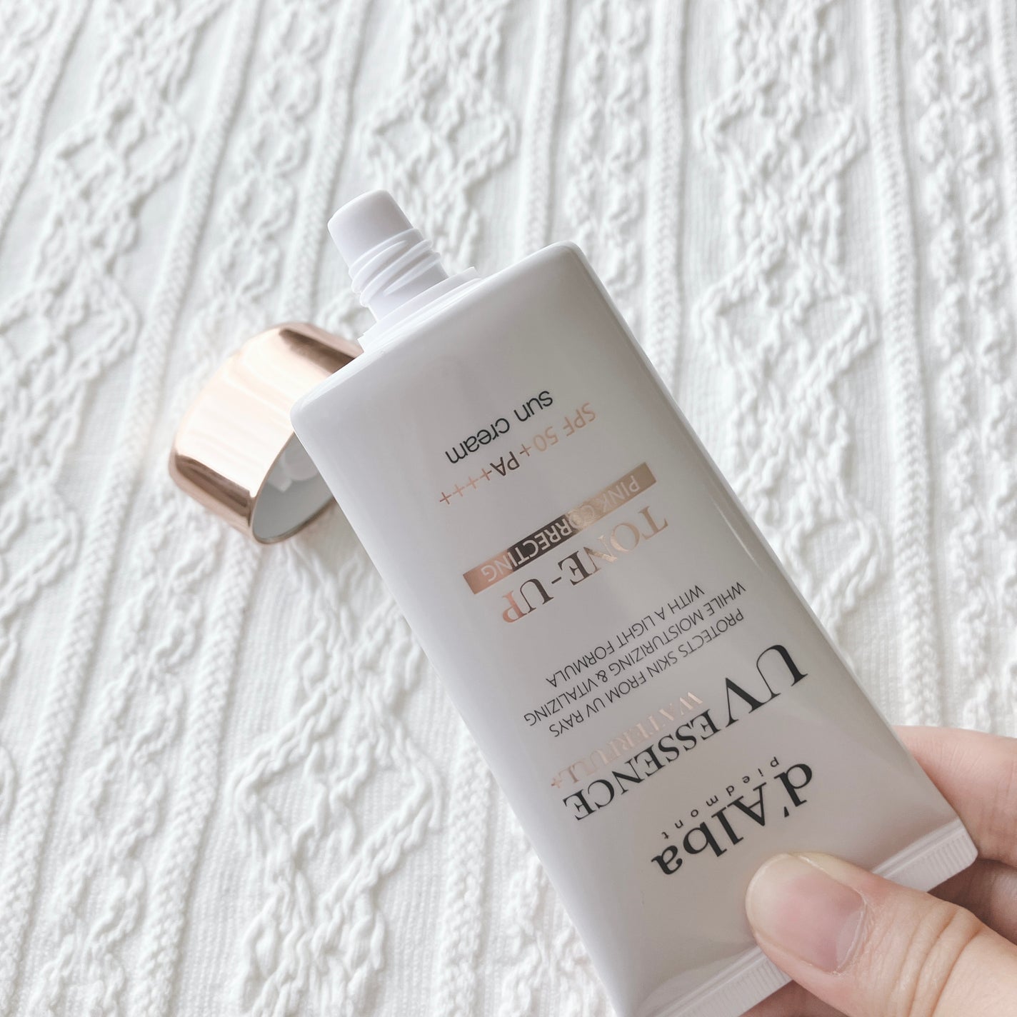 ウォータフルトーンアップサンクリーム/ダルバ/日焼け止めクリームを使ったクチコミ(2枚目)