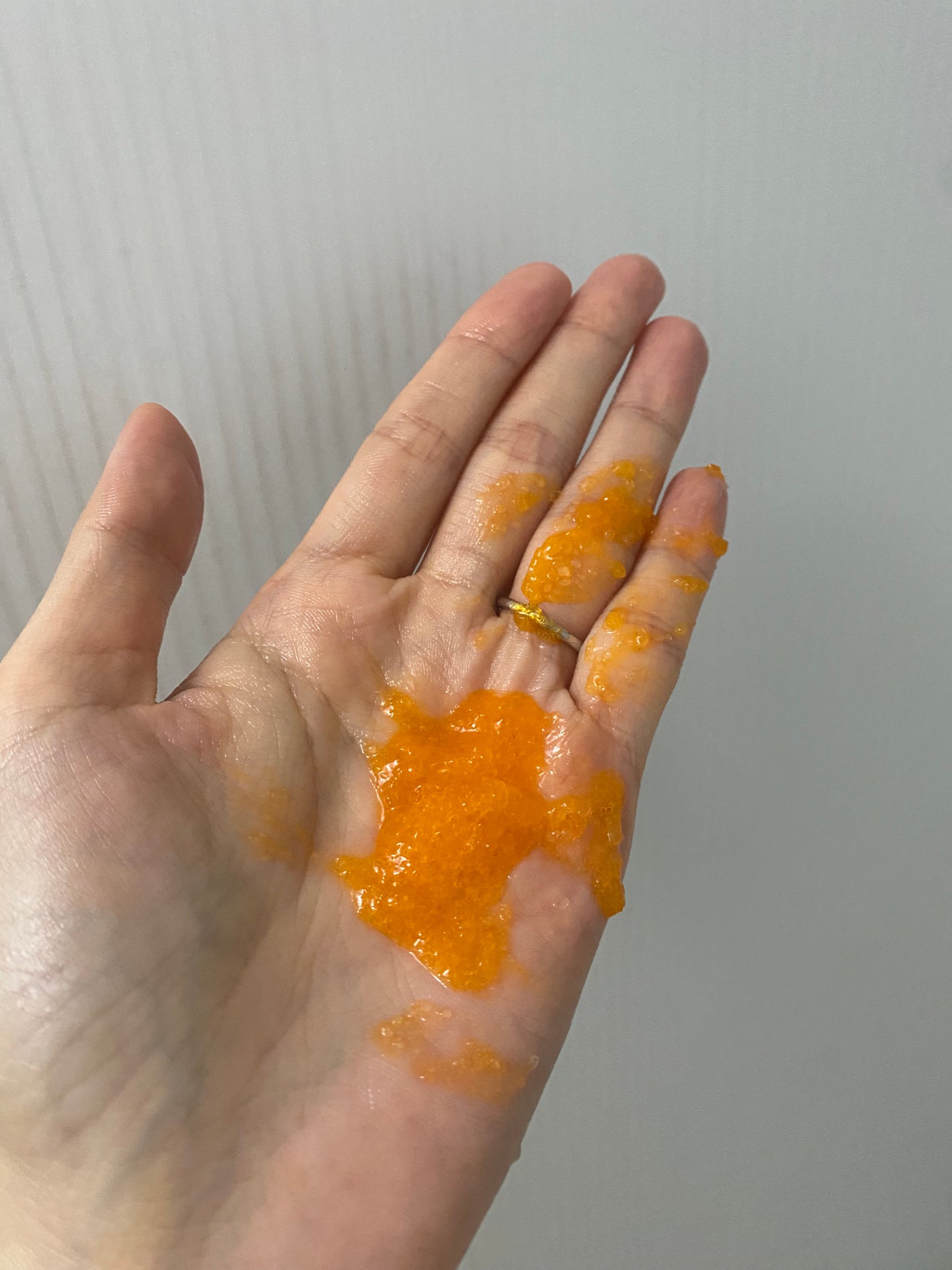 シトラス シャワースクラブ/ラッシュ/ボディスクラブを使ったクチコミ(4枚目)