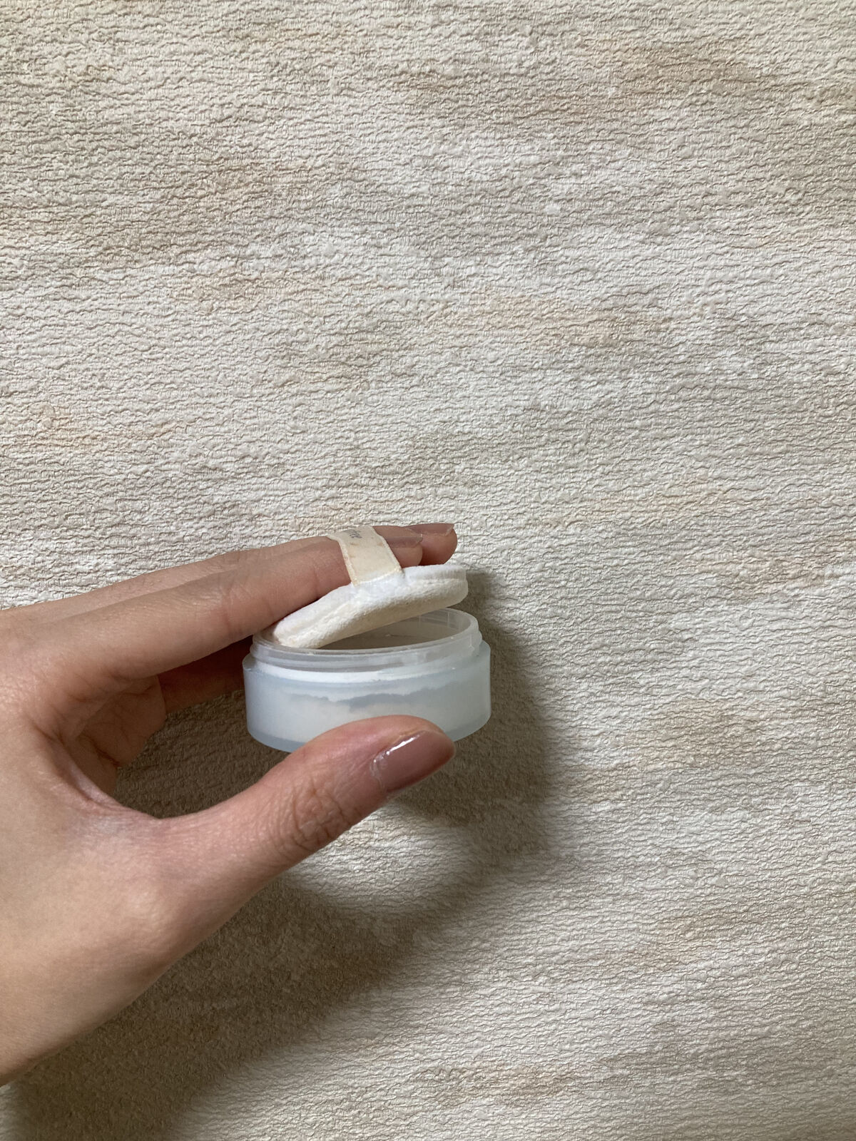 ノーセバム　ミネラルパウダー　N/innisfree/ルースパウダーを使ったクチコミ（2枚目）