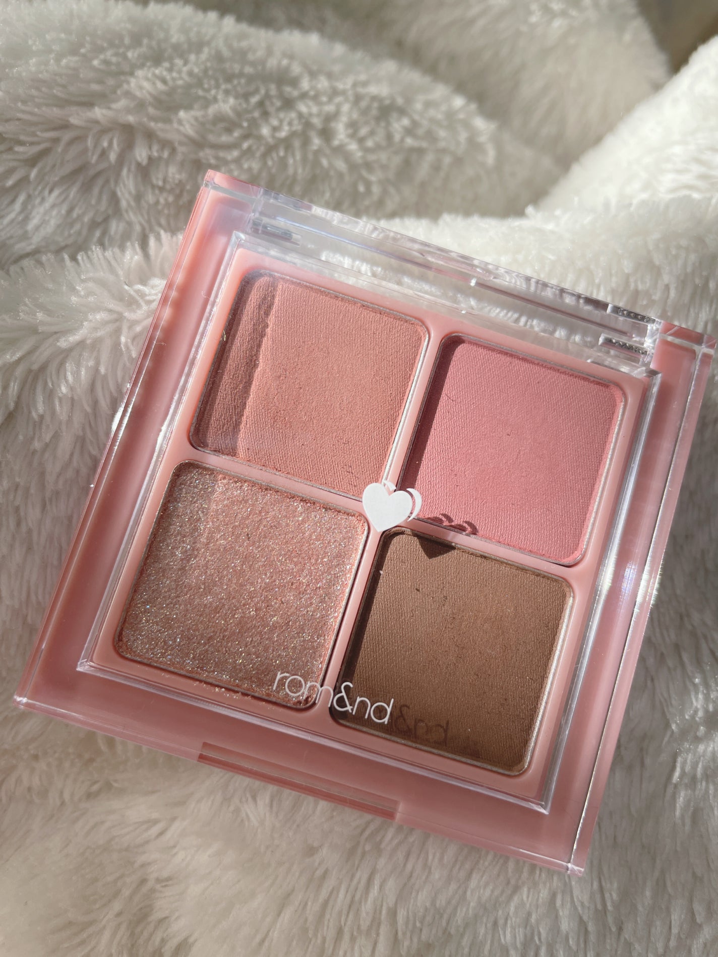 ベターザンアイズ/rom&nd/アイシャドウパレットを使ったクチコミ(3枚目)