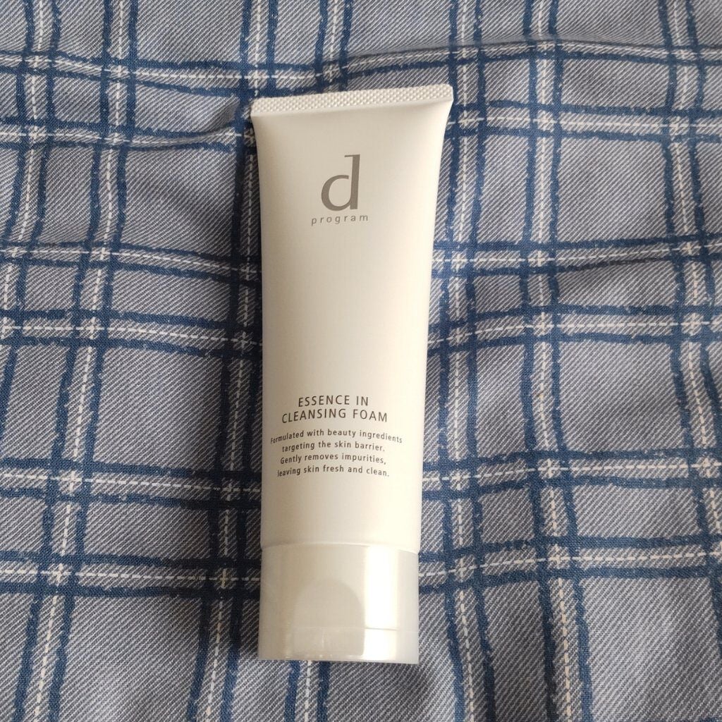 エッセンスイン クレンジングフォーム/d プログラム/洗顔フォームを使ったクチコミ(1枚目)