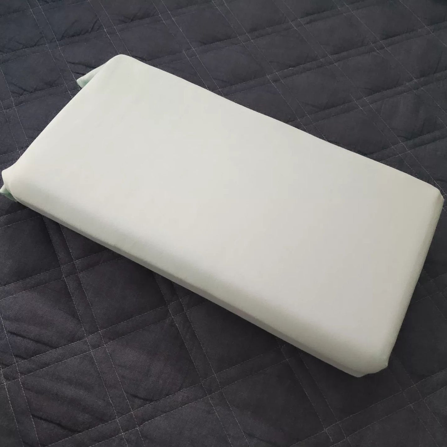 きょのすけ on LIPS 「<高さ自在の手づくり寝返り枕>を愛用中♪整形外科医の山田朱織先..」(4枚目)